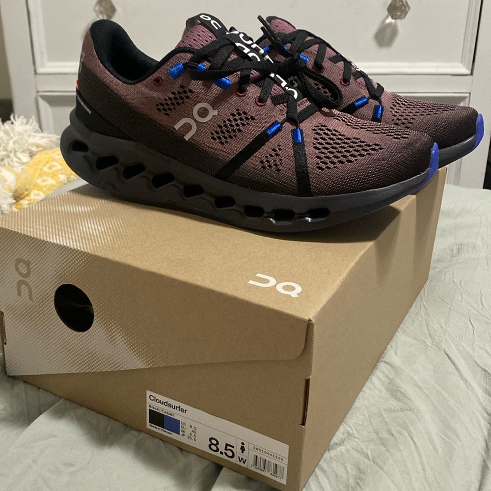 Cloudsurfer ON Cloud shoes (NEVER WORN, original packaging)